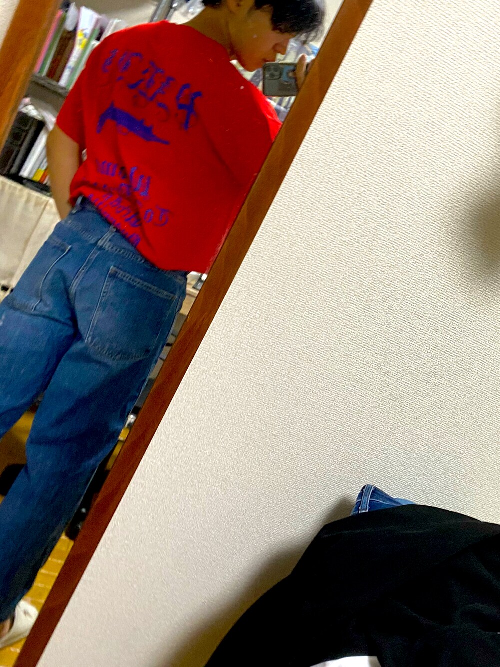 「きれいめカジュアル、夏コーデ、夏だ！Tシャツ着よう！、低身長コーデ、大学生、いいね、save、フォローお願いします🤑、ゆるコーデ、シンプル、古着、休日スタイル」｜「Black WeirdosのBlack Weirdos PARIS Pocket Tee (20SS-TS04)（Tシャツ/カットソー、レッド系）」を使った、Danielさん（メンズ・169cm）の夏コーディネートの1枚目の写真