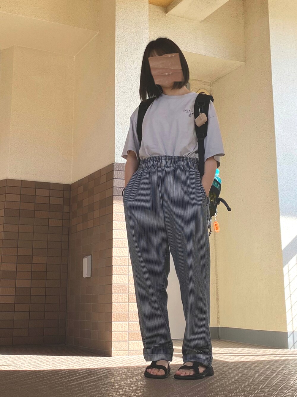 ãã«ãŒç³»ã®ãã³ããããŒãã«ç³»ã®Tã·ã£ã/ã«ãããœãŒããã©ãã¯ç³»ã®ããã¯ããã¯/ãªã¥ãã¯ãççšããã¬ãã£ãŒã¹ã®å€ã³ãŒãã£ããŒãã®1æç®ã®åç