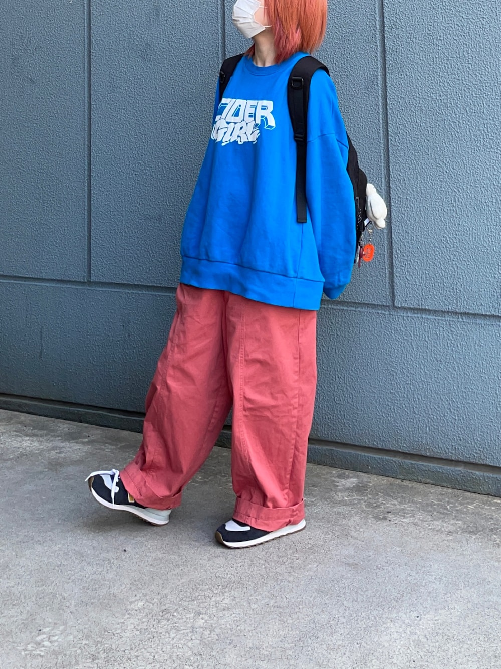 ãã³ã¯ç³»ã®ãããã³ãããã«ãŒç³»ã®ã¹ããŒã«ãŒããã«ãŒç³»ã®ã¹ãŠã§ãããççšããã¬ãã£ãŒã¹ã®æ¥ã³ãŒãã£ããŒãã®1æç®ã®åç