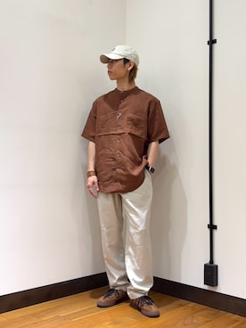 「URBAN RESEARCH DOORS（アーバンリサーチドアーズ）のシルケットリネン バンドカラーショートスリーブシャツ（シャツ/ブラウス、ブラウン系）」を使った、オタケさん（メンズ・162cm）の春コーディネート
