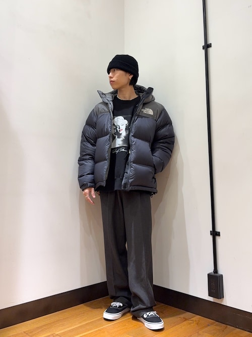 セール】THE NORTH FACE Nuptse Hoodie（ダウンジャケット/コート