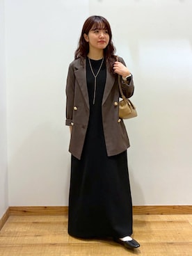 「アイテム（テーラードジャケット）」を使った、hironaさん（レディース・150cm・30代）の秋コーディネート