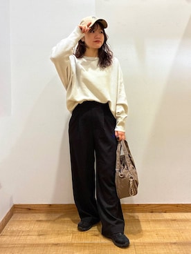 「GLOBAL WORK（グローバルワーク）のふわふわHugmeドルマンプルオーバー/595406（ニット/セーター）」を使った、hironaさん（レディース・150cm）の秋コーディネート