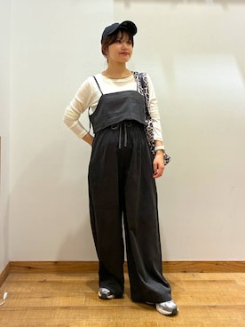 「GLOBAL WORK（グローバルワーク）のシルクブレンドクループルオーバー長袖/1051637（Tシャツ/カットソー、ホワイト系）」を使った、hironaさん（レディース）の秋コーディネート