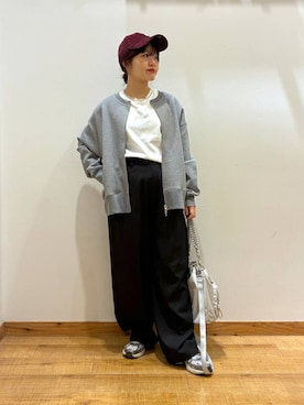 「GLOBAL WORK（グローバルワーク）のリッチクリーンプリントロンT/1066927（Tシャツ/カットソー、ホワイト系）」を使った、hironaさん（レディース）の秋コーディネート