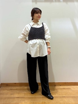 「GLOBAL WORK（グローバルワーク）のセルフカットベロアプリーツパンツ/1049228（その他パンツ、ブラック系）」を使った、hironaさん（レディース）の秋コーディネート