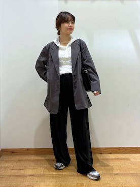 「GLOBAL WORK（グローバルワーク）の3ROOMボストンバッグ/1045688（ボストンバッグ、ブラック系）」を使った、hironaさん（レディース）の秋コーディネート
