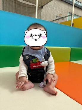 「アイテム（オールインワン・サロペット）」を使った、まるちゃんさん（キッズ・60cm）の冬コーディネート