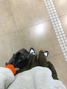 「RODE SKO」｜「アイテム（スウェット）」を使った、eringiさん（レディース・161cm）の秋コーディネート