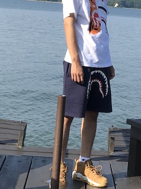 「A BATHING APE（アベイシングエイプ）のアイテム（Tシャツ/カットソー、ホワイト系）」を使った、tyoutyoooさん（メンズ）の秋コーディネート