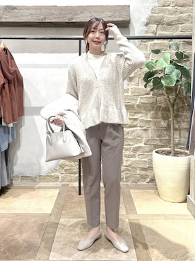 「アイテム（ノーカラーコート）」を使った、airiさん（レディース・158cm）の秋コーディネート