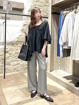 「bijorie（ビジュリィ）の【bijorie】カップ付きバッククロスキャミ／NEW BASIC 25SS（キャミソール、ブラック系）」を使った、airiさん（レディース・158cm）の春コーディネート