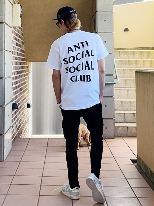MOYA／YouTube｜ANTI SOCIAL SOCIAL CLUBのTシャツ/カットソーを使った