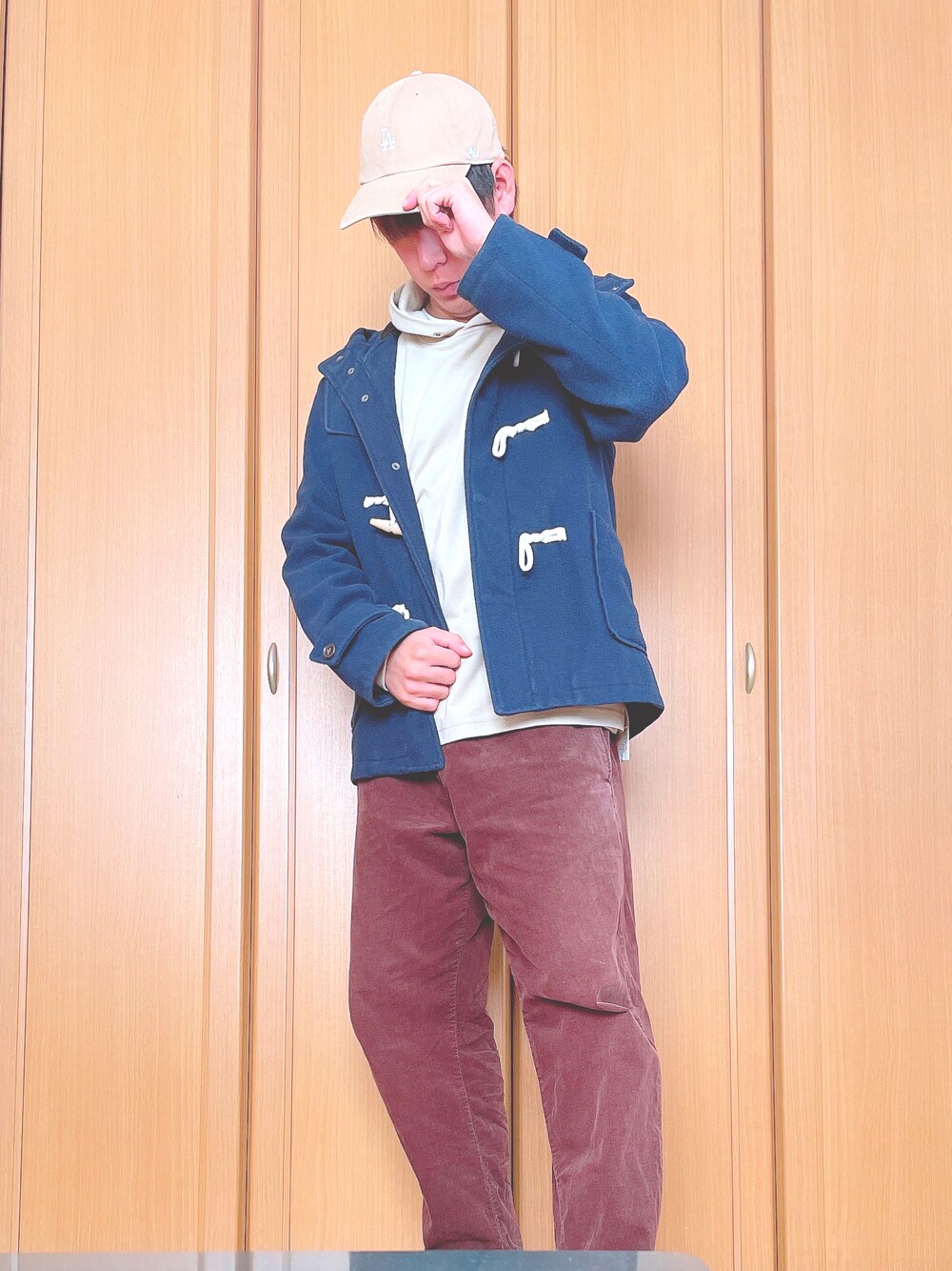 「今日のコーデ、おしゃれさんと繋がりたい、GU、ウィゴー(WEGO)、ニューエラ キャップ、冬コーデ」｜「NEW ERAのアイテム（キャップ、ベージュ系）」を使った、りょうさん（メンズ・169cm）の冬コーディネートの1枚目の写真