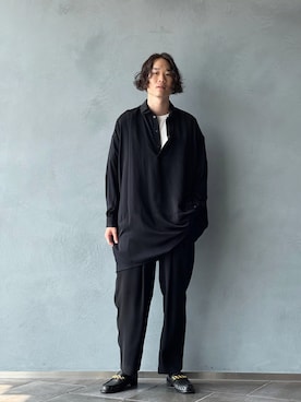 「Lui's（ルイス）のアイテム（ローファー）」を使った、松本 幸さん（メンズ・180cm）の秋コーディネート