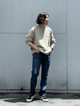 「DAIRIKU（ダイリク）のアイテム（スウェット）」を使った、松本 幸さん（メンズ・180cm）の秋コーディネート