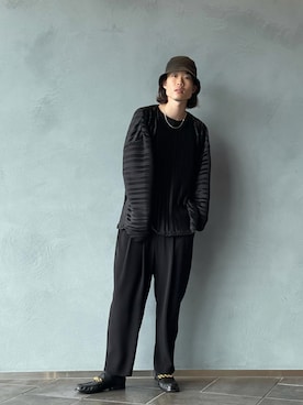 「Lui's（ルイス）のアイテム（ローファー）」を使った、松本 幸さん（メンズ・180cm）の秋コーディネート