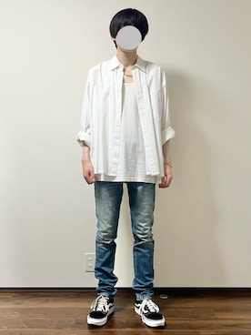 「GILDAN（ギルダン）のアイテム」を使った、こっすーさん（メンズ・172cm）の冬コーディネート