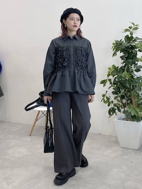 「アイテム（サンダル）」を使った、mitaさん（レディース・155cm）の秋コーディネート