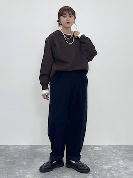 「studio CLIP（スタディオクリップ）のやわらかストレッチカーブイージーパンツ[プチ・プラスサイズあり]（その他パンツ）」を使った、mitaさん（レディース・155cm）の秋コーディネート