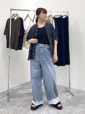 「studio CLIP（スタディオクリップ）のアソートレースストレートパンツ[プチ・プラスサイズあり]（デニムパンツ、ブルー系）」を使った、mitaさん（レディース・155cm）の夏コーディネート