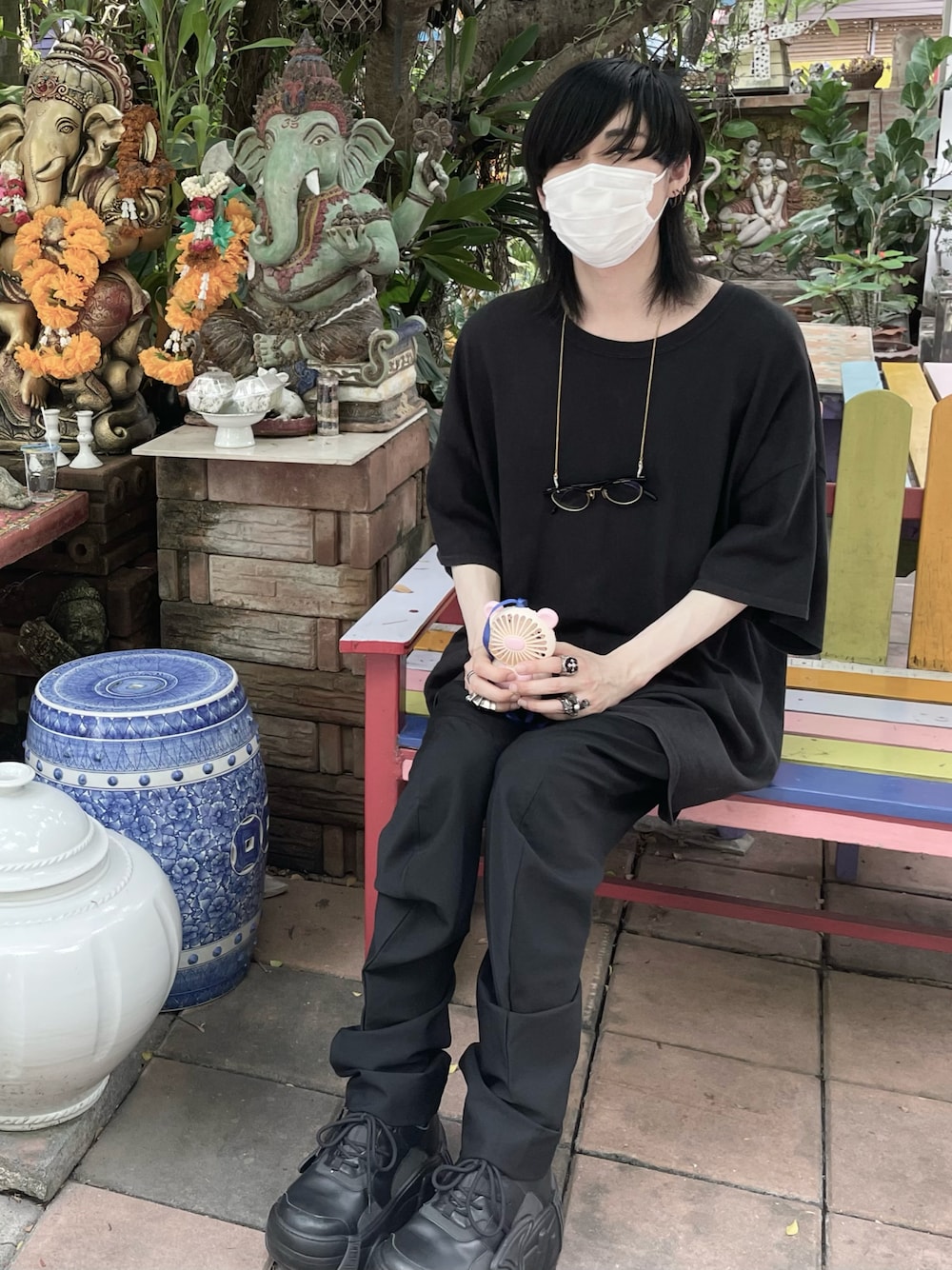 SWEARのスニーカーを使った人気ファッションコーディネート - WEAR