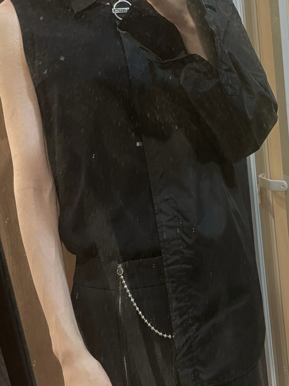 「大学生、古着、モード、vetements、JOHN LAWRENCE SULLIVAN、Alexander Wang、黒」｜「VETEMENTSのアイテム（チョーカー、ブラック系）」を使った、根暗さん（メンズ・180cm）の夏コーディネートの1枚目の写真