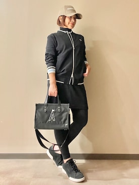 「adabat（アダバット）の【ADABAT NAVY】UVケア　フルールドリスジャカードブルゾン（ブルゾン、ブラック系）」を使った、maicoさん（レディース・156cm）の秋コーディネート