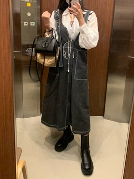 「デニムワンピース」｜「アイテム（オールインワン・サロペット）」を使った、フウカさん（レディース・161cm）の秋コーディネート