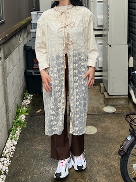 「ジーナシス」｜「アイテム（スラックス）」を使った、フウカさん（レディース・161cm）の春コーディネート