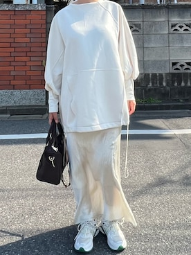 「ENOF（イナフ）のアイテム（スカート）」を使った、フウカさん（レディース・161cm）の春コーディネート