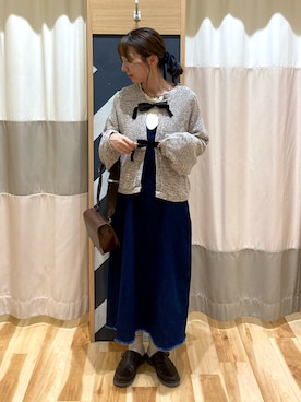 「デニムワンピース」｜「アイテム（ノーカラージャケット）」を使った、natsumeさん（レディース・162cm）の秋コーディネート