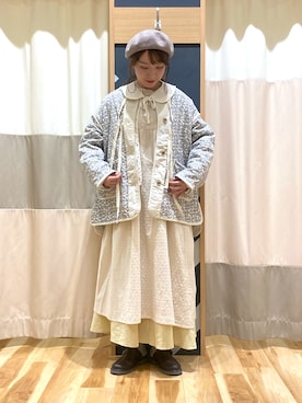 「小花柄」｜「アイテム（ノーカラージャケット）」を使った、natsumeさん（レディース・162cm）の秋コーディネート
