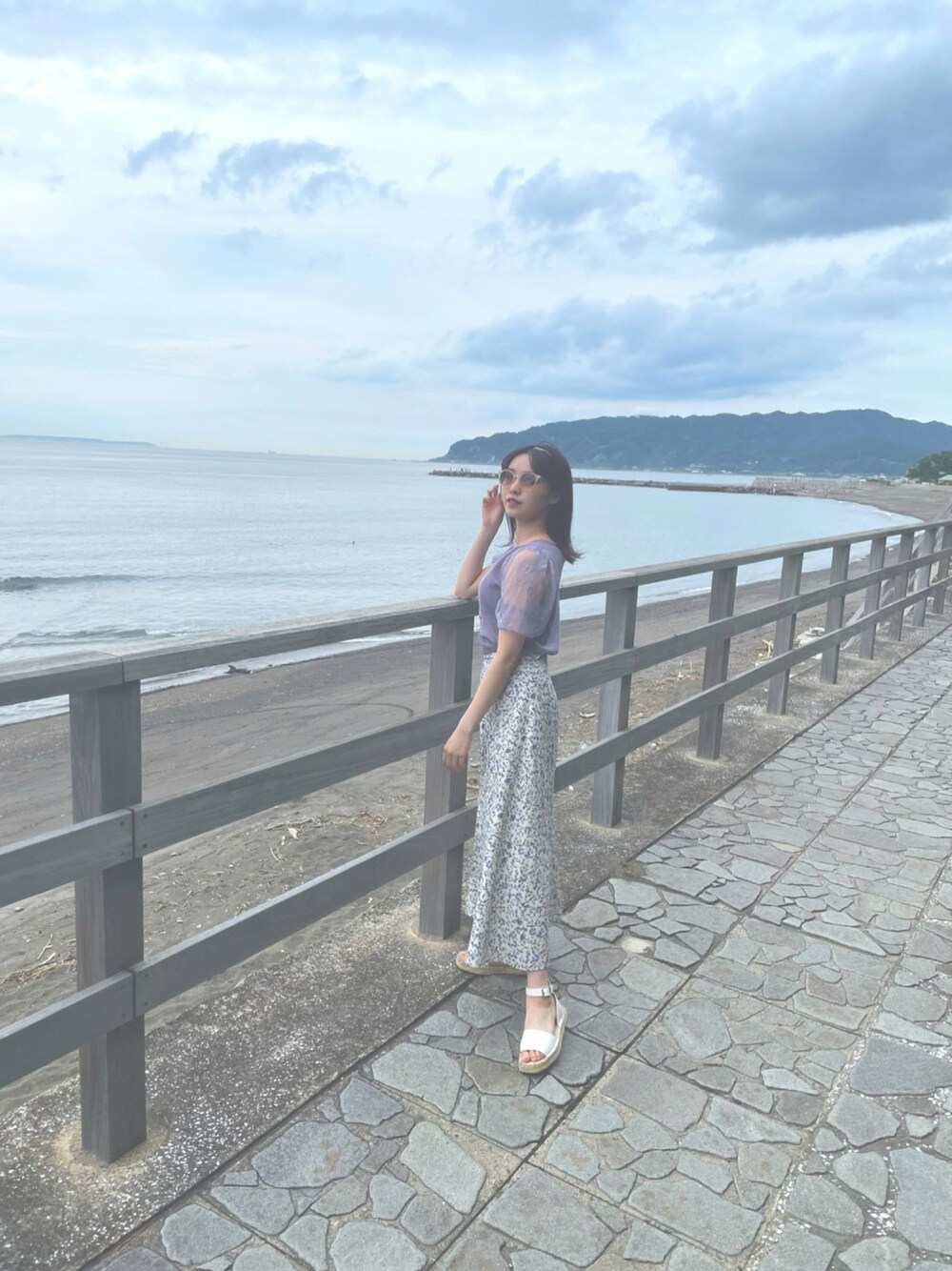 「SHEL’TTERのアイテム（スカート、ブルー系）」を使った、ANNAさん（レディース・157cm）の夏コーディネートの1枚目の写真