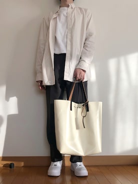 「MARNI（マルニ）のアイテム（バッグ）」を使った、NITAさん（メンズ・170cm）の秋コーディネート