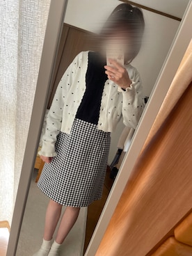 「evelyn（evelyn）のアイテム（カーディガン/ボレロ、ホワイト系）」を使った、e r i k aさん（レディース・152cm）の春コーディネート