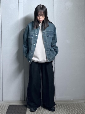 「JUNRED（ジュンレッド）のアイテム（デニムジャケット）」を使った、KONOMIさん（レディース・158cm）の秋コーディネート
