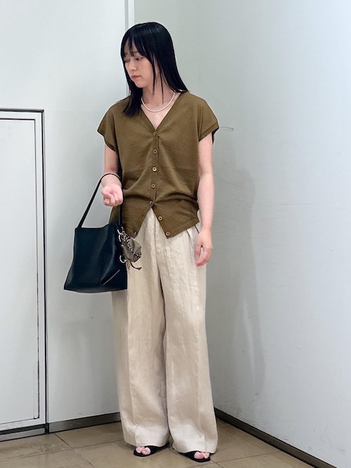 スプリットレザーミドルトートバッグ/バケットバッグ［WEB限定カラー/チャーム付き］