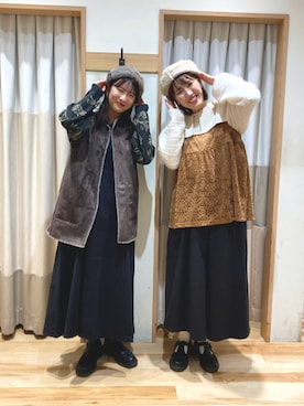 「重ね着ベストシーズン」｜「アイテム（ジャンパースカート）」を使った、まおさん（レディース・163cm）の秋コーディネート
