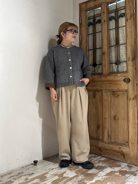 「スラックスパンツ」｜「アイテム（アクセサリー）」を使った、mizukiさん（レディース・157cm）の秋コーディネート