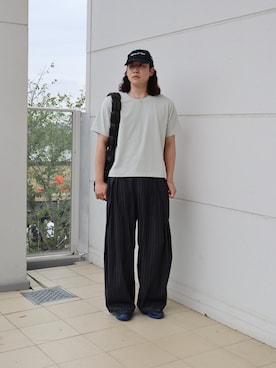 「soerte（ソエルテ）のアイテム（Tシャツ/カットソー）」を使った、KEIGOさん（メンズ・178cm）の夏コーディネート