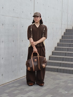 「アイテム（ボストンバッグ）」を使った、KEIGOさん（メンズ・178cm）の秋コーディネート