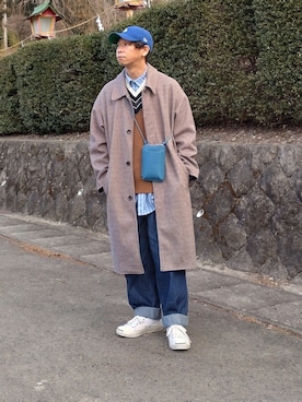 「EMMA CLOTHES（エマクローズ）のアイテム（ステンカラーコート）」を使った、しょーわさん（メンズ・168cm）の冬コーディネート