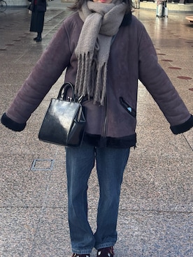 「アイテム（その他シューズ、レッド系）」を使った、かれんさん（レディース・155cm）の冬コーディネート