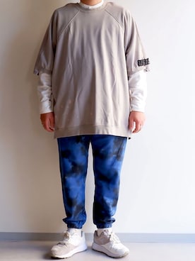 「アイテム（スウェット、ピンク系）」を使った、yoheiさん（メンズ・175cm）の秋コーディネート