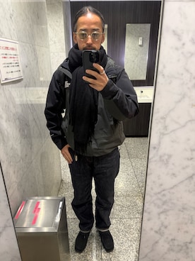 「アイテム（ストール/ショール）」を使った、WAッZIOさん（メンズ・174cm）の冬コーディネート