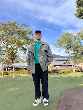 「アイテム（ミリタリージャケット）」を使った、WAッZIOさん（メンズ・174cm）の秋コーディネート