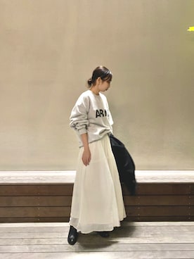 MIKI UCHIKOSHIさんのコーディネート