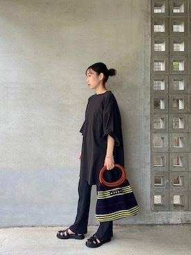 MIKI UCHIKOSHIさんのコーディネート