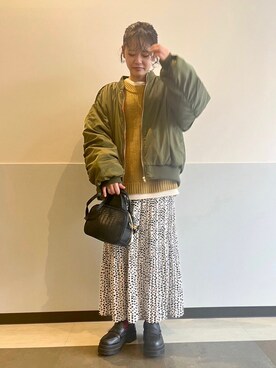 「AS KNOW AS plus（アズノゥアズプラス）のアイテム（MA-1）」を使った、AS KNOW AS plus/アズノゥアズプラスさん（レディース・158cm）の秋コーディネート